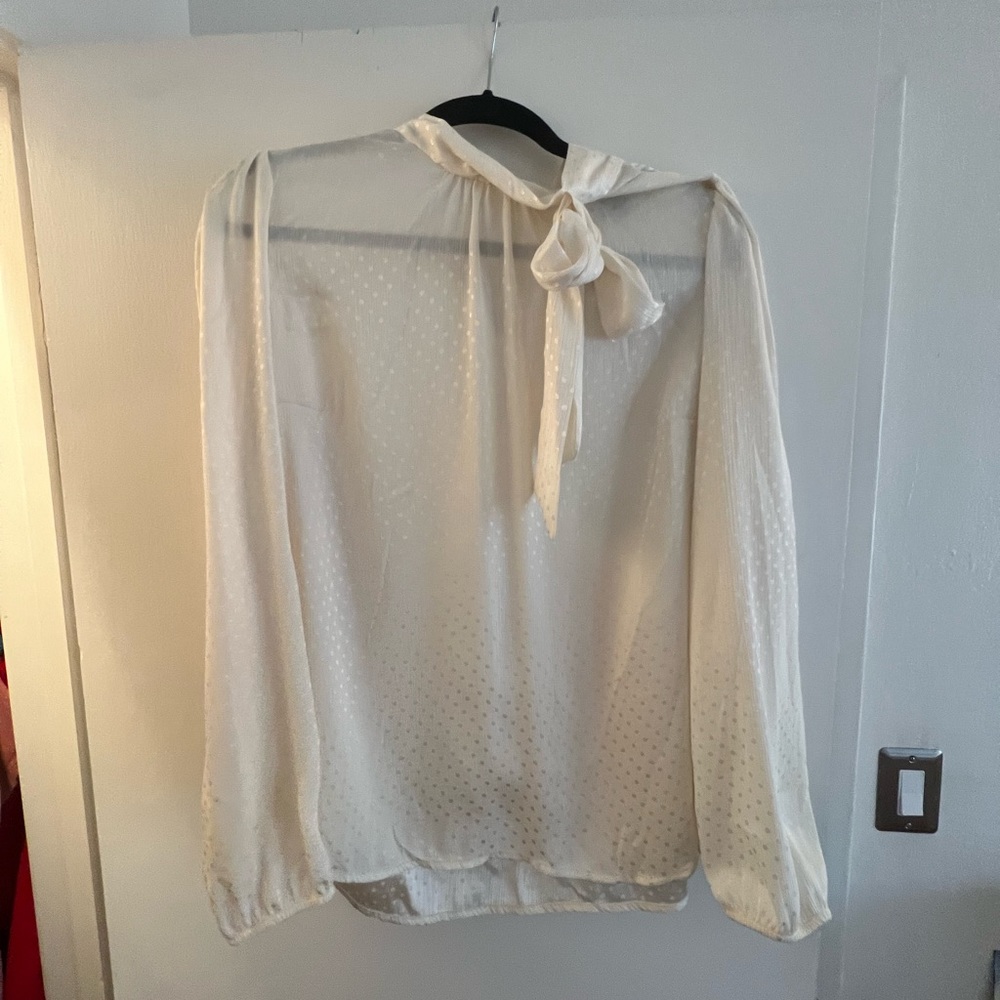 Gorgeous white blouse